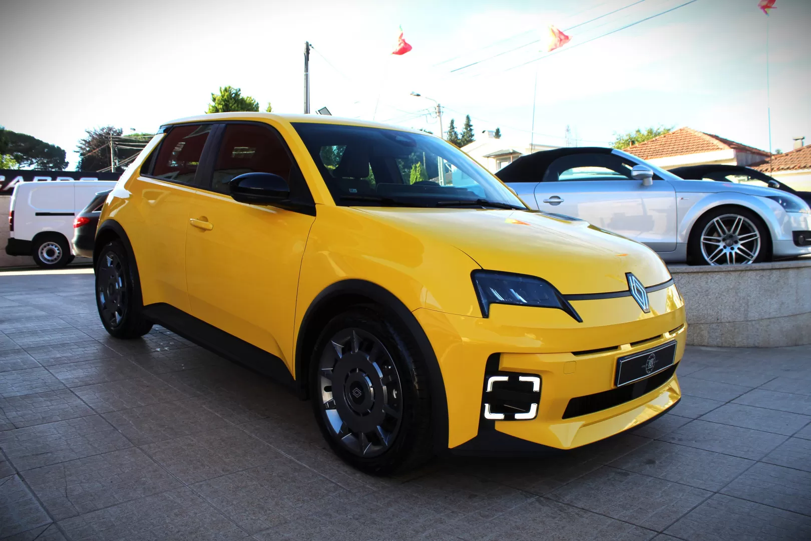 Renault 5 E-Tech 40 kWh Evolution Autonomia Urbana - foto 4