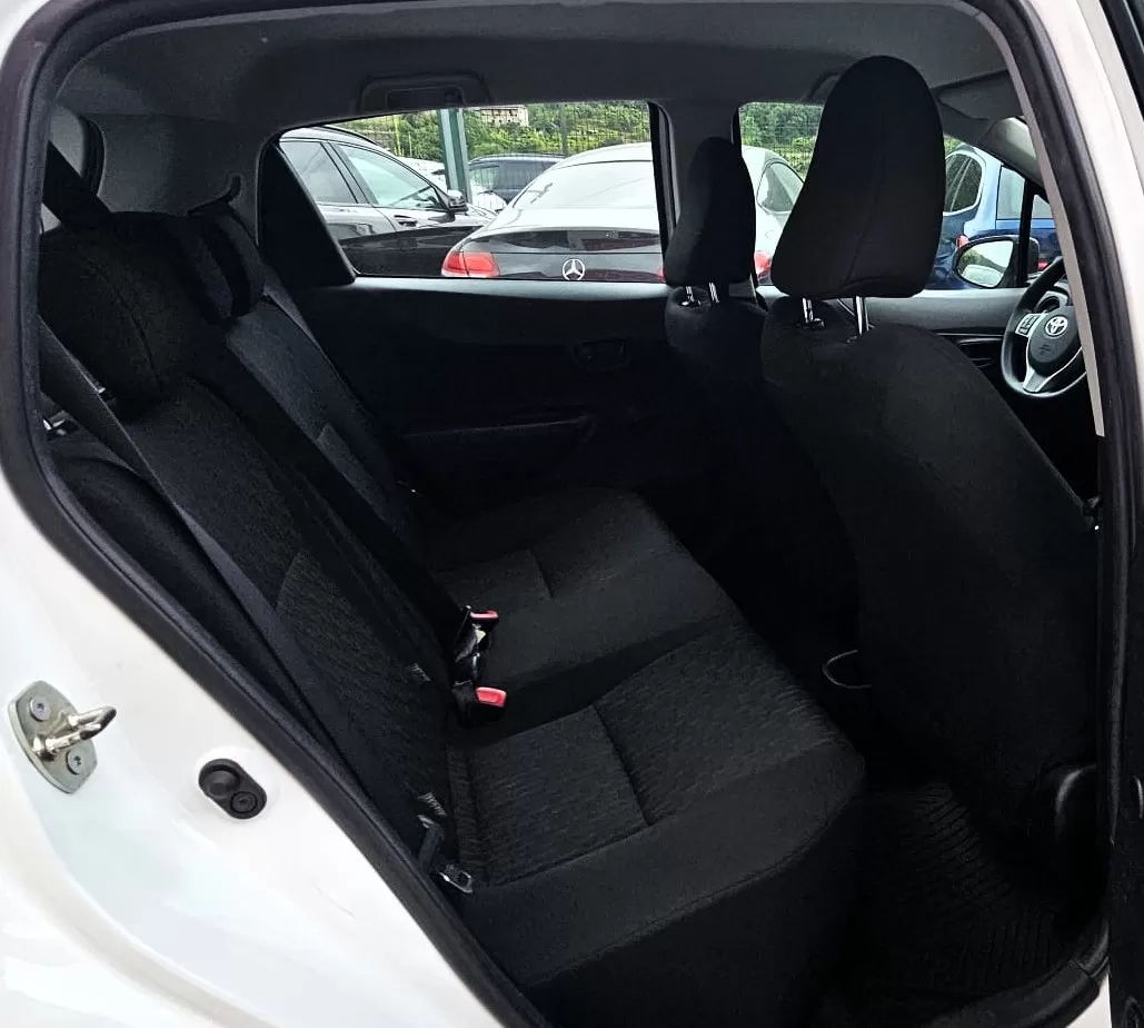Toyota Yaris 1.0 VVT-i ACtive - foto 8