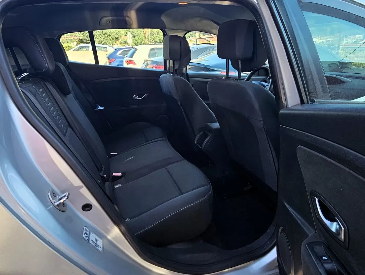 Renault Mégane 1.5 dCi Privilège - foto 8