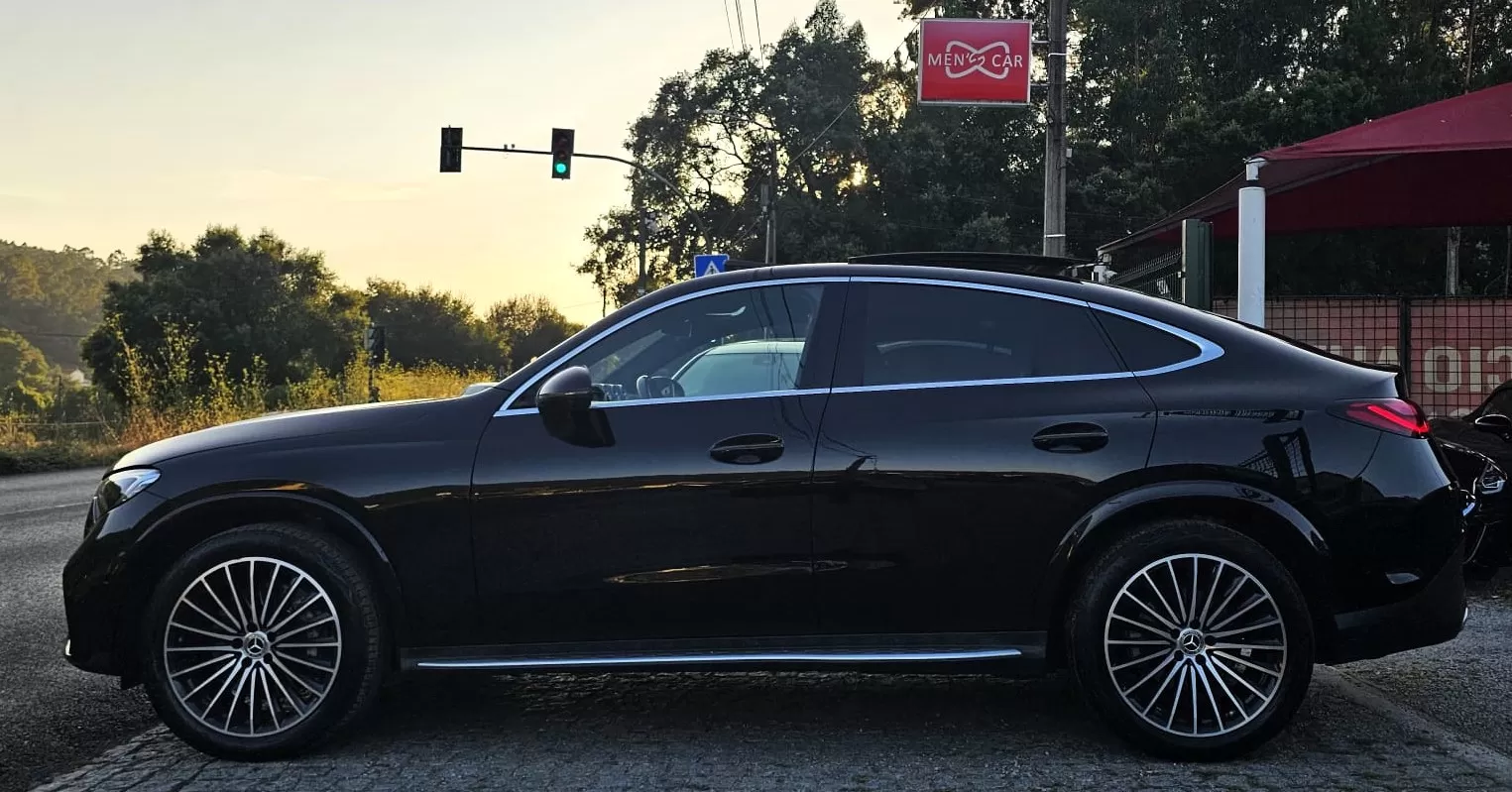 Mercedes-Benz GLC 220 d Coupe 4Matic 9G-TRONIC Edition AMG Line - foto 3