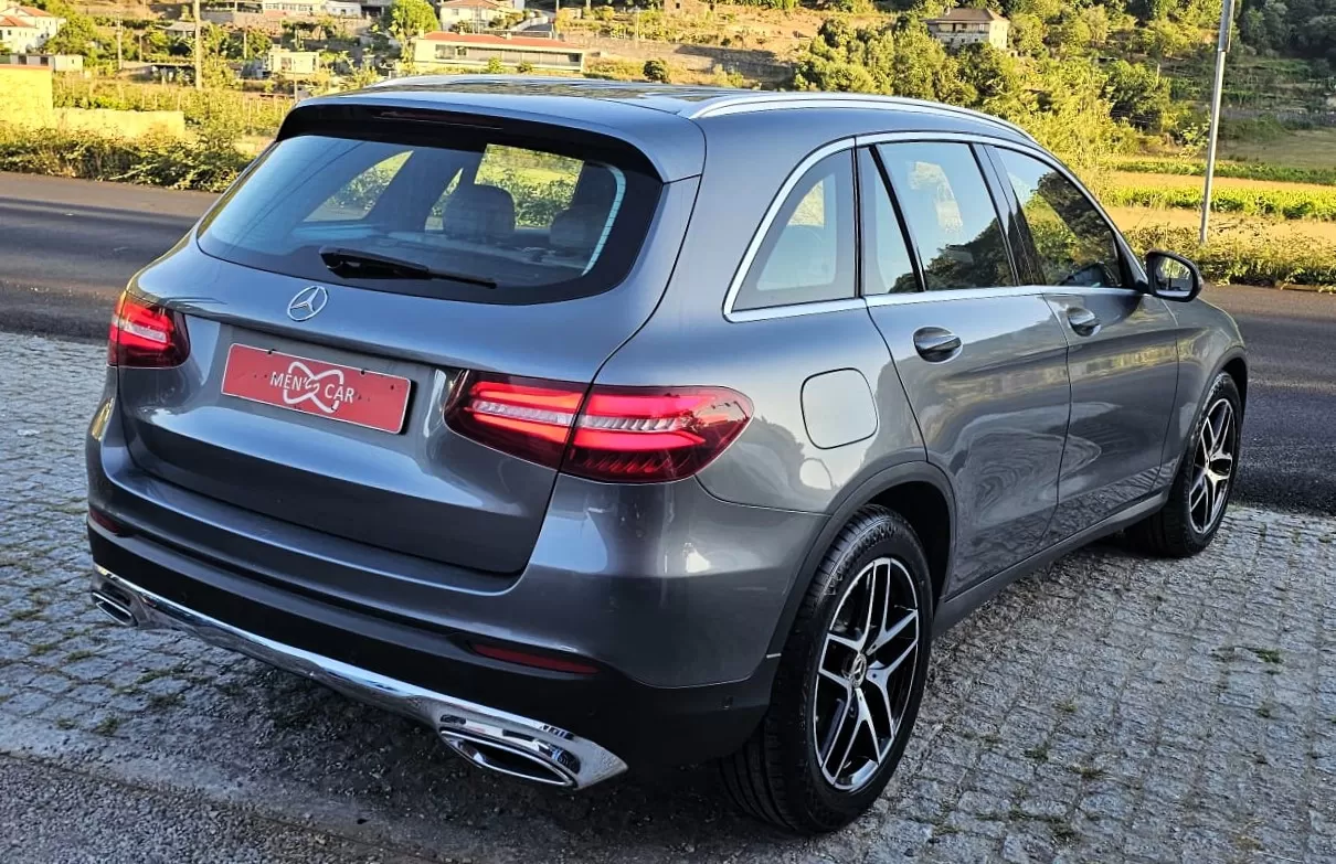 Mercedes-Benz GLC 220 d 4Matic 9G-TRONIC Exclusive - foto 2