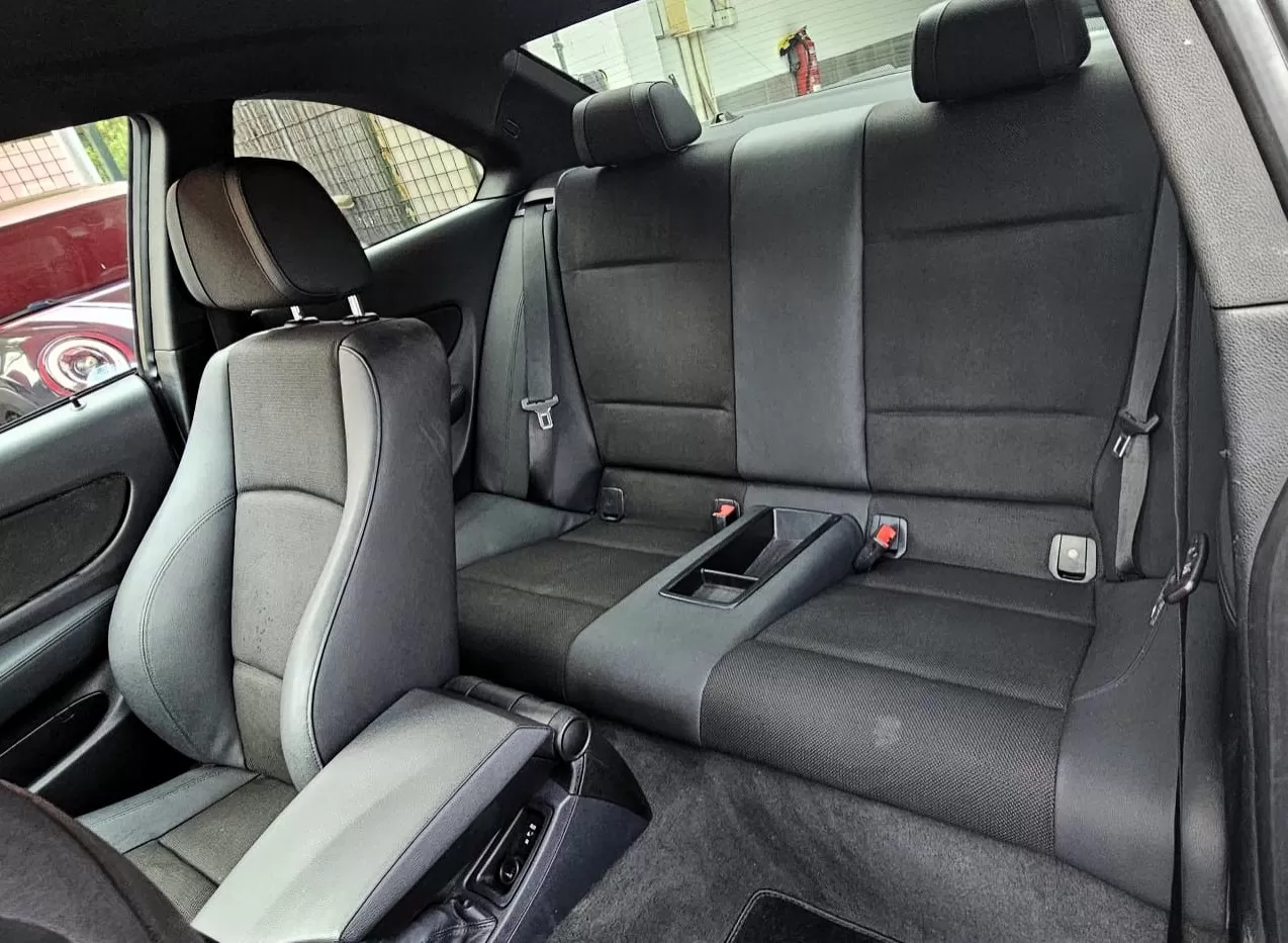 BMW 120 d Aut. Limited Edition Lifestyle c/ M Sport Pack - foto 8