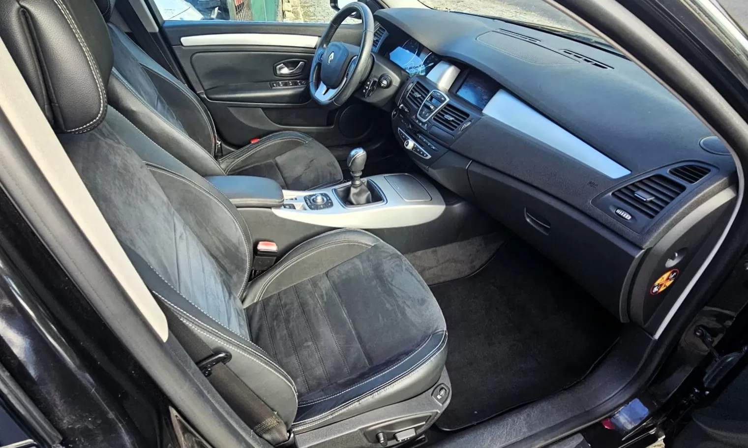 Renault Laguna Break 2.0 dCi Dynamique S - foto 5