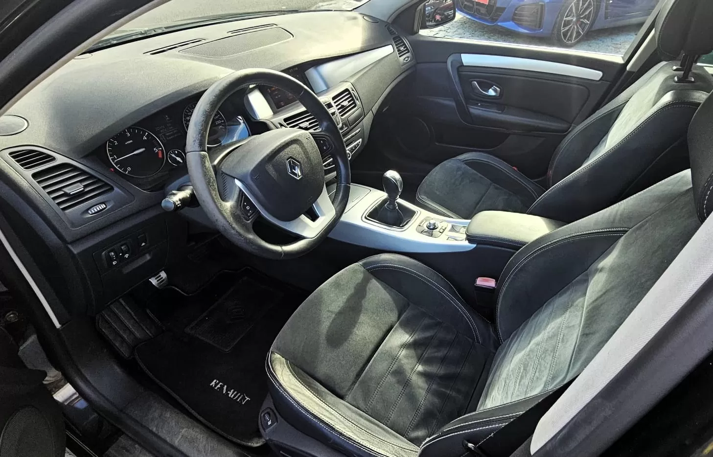 Renault Laguna Break 2.0 dCi Dynamique S - foto 6