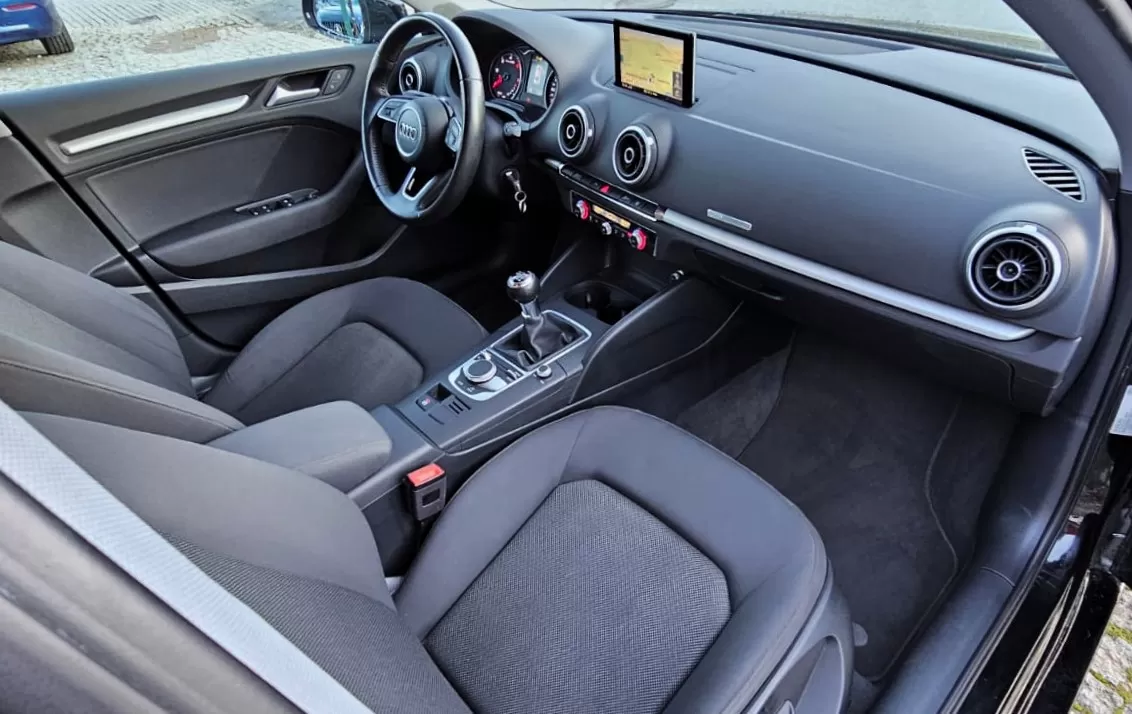 Audi A3 Limousine 1.6 TDI - foto 6