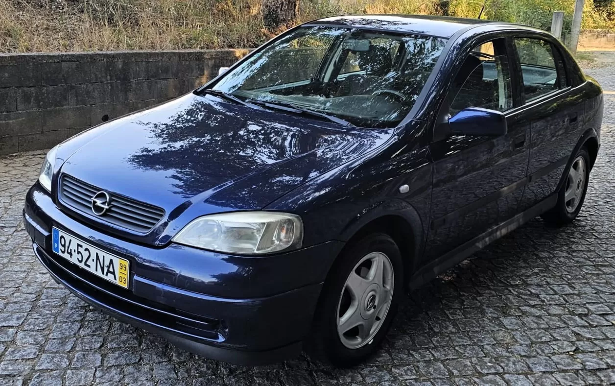 Opel Astra 1.4 Edition - foto 4