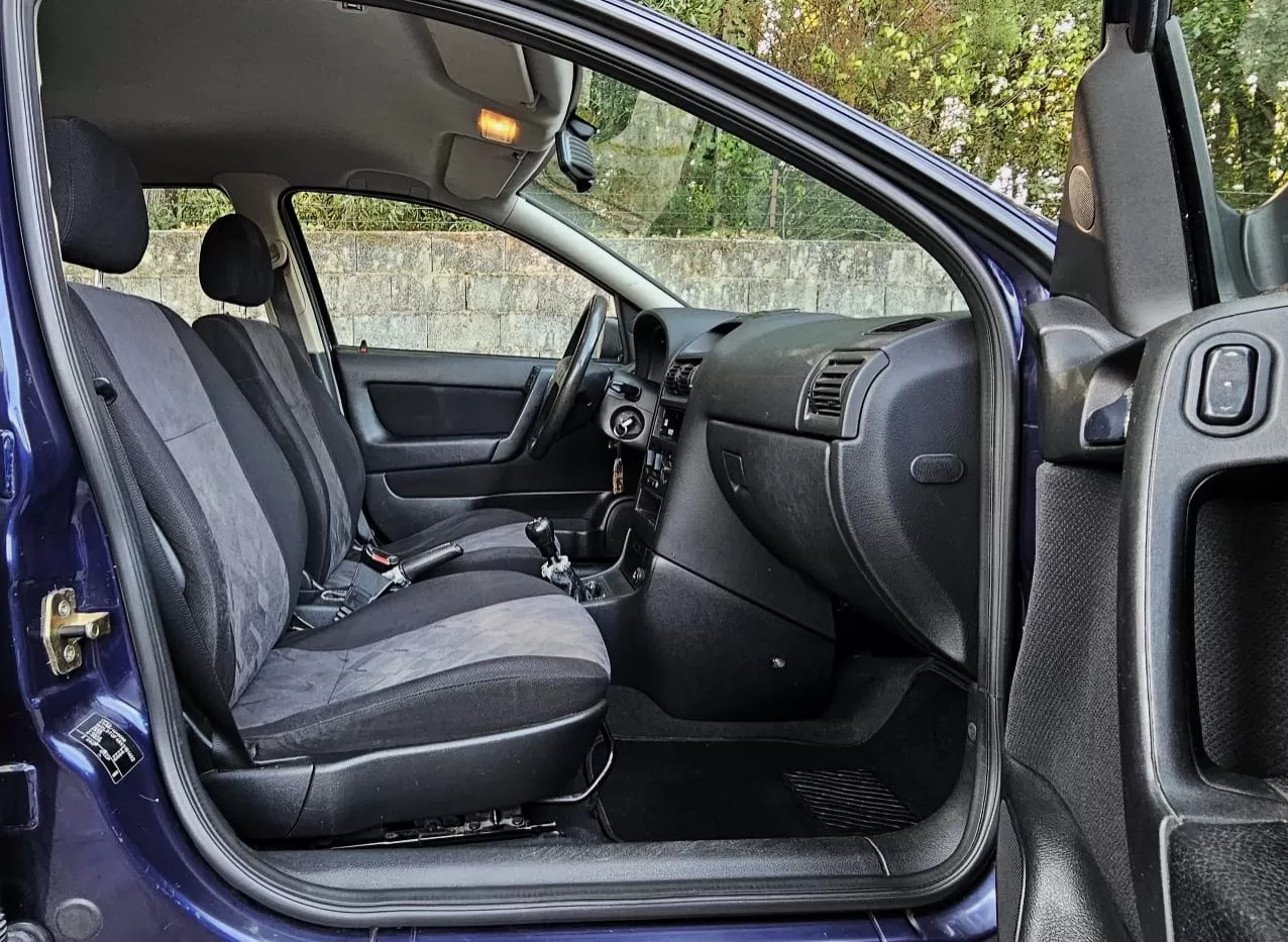 Opel Astra 1.4 Edition - foto 5