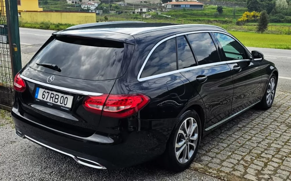 Mercedes-Benz C 180 d Avantgarde+ - foto 2