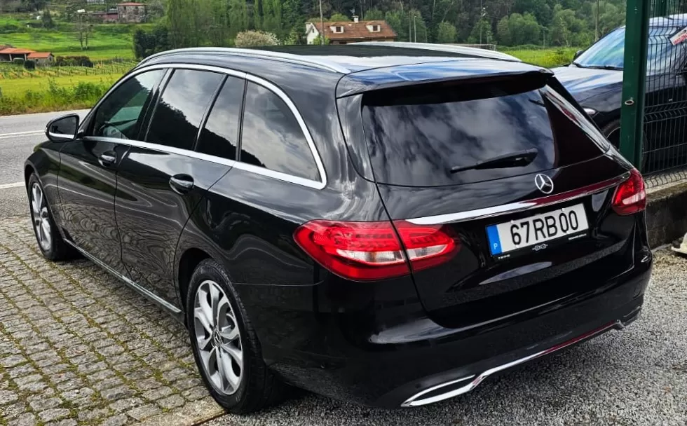 Mercedes-Benz C 180 d Avantgarde+ - foto 3