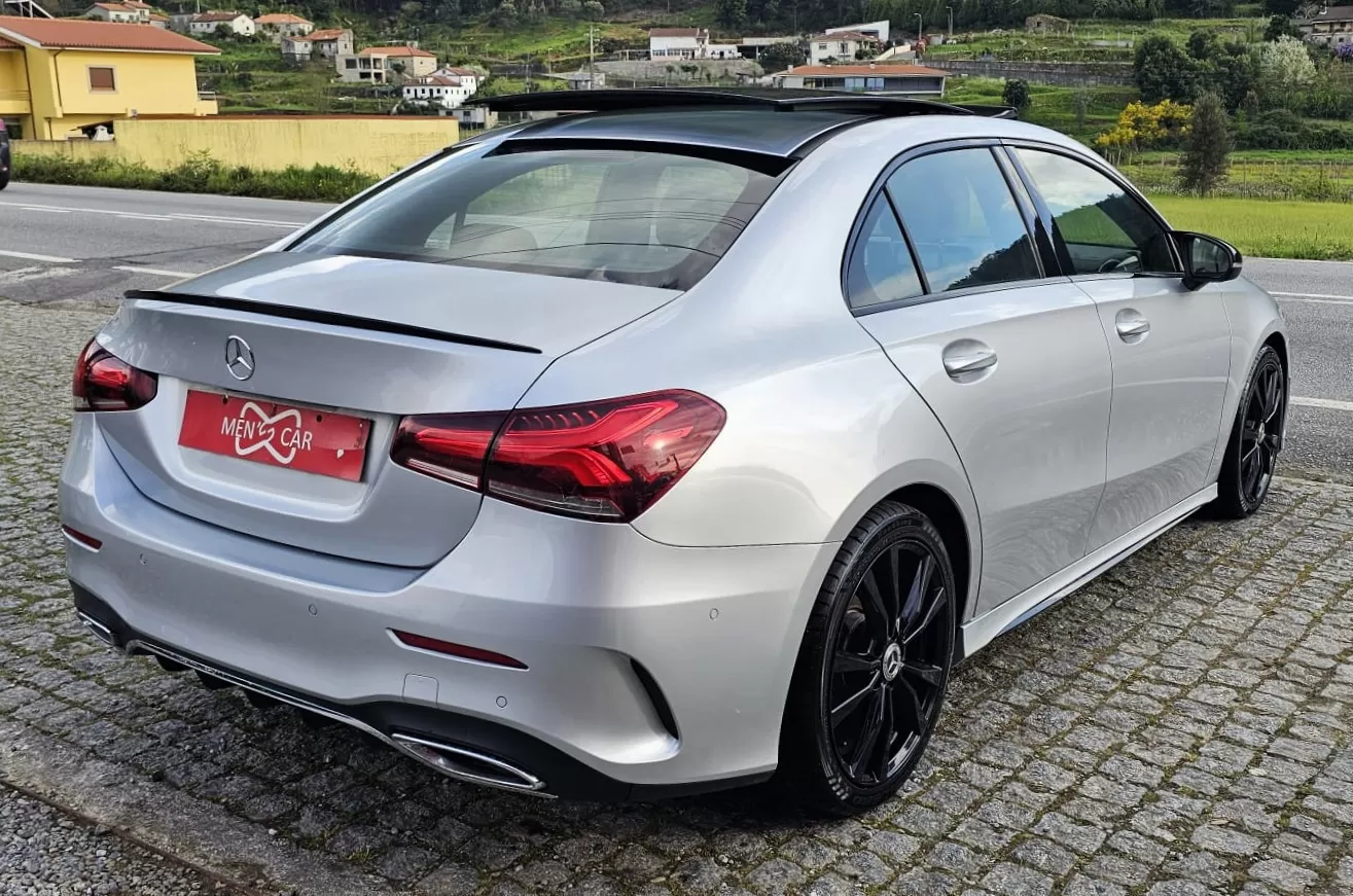Mercedes-Benz A 180 Limousine d 7G-DCT AMG Line - foto 2