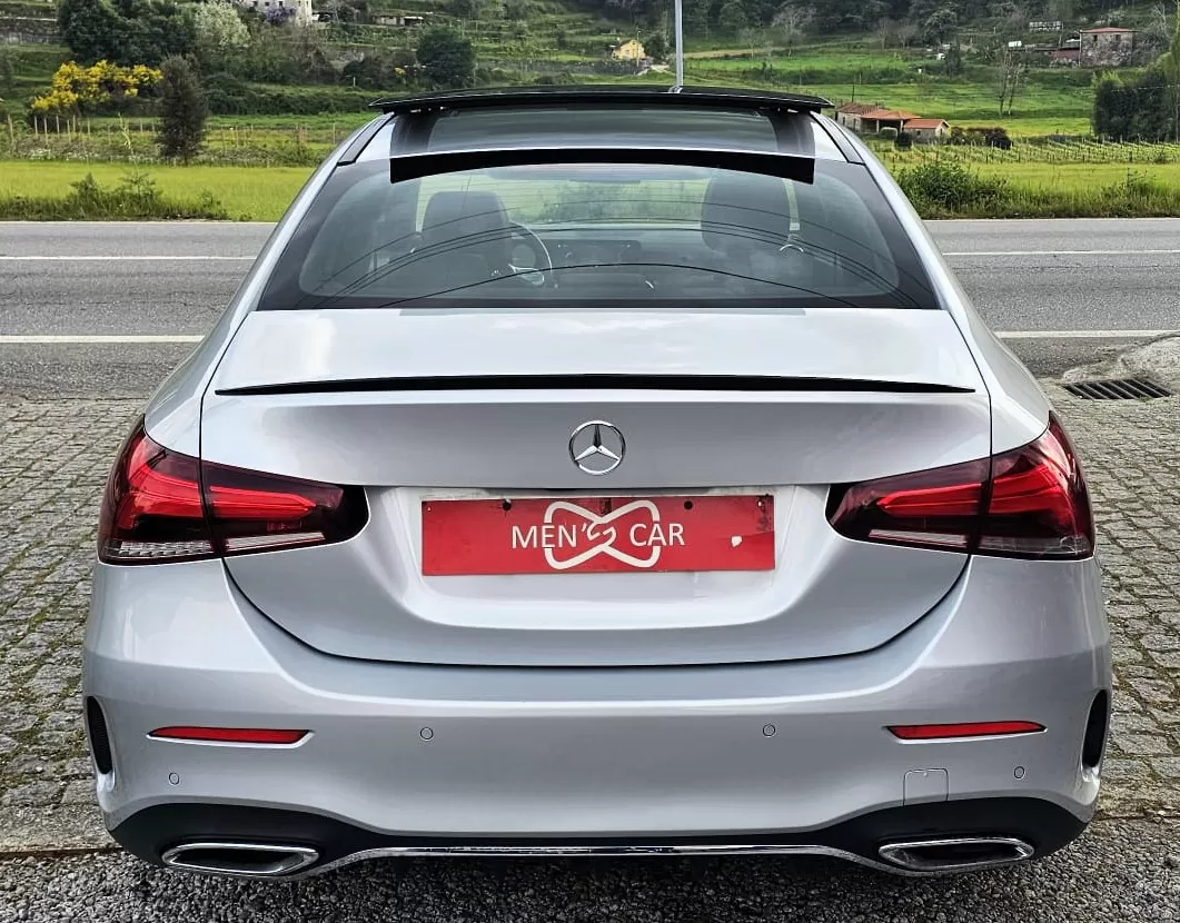 Mercedes-Benz A 180 Limousine d 7G-DCT AMG Line - foto 4
