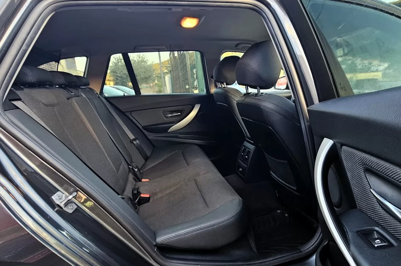 BMW 320 d Aut. Sport Line - foto 8