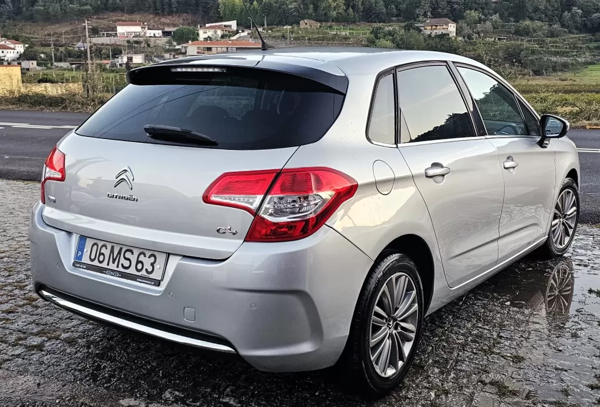 Citroën C4 1.6 e-HDi Seduction CMP6 - foto 2