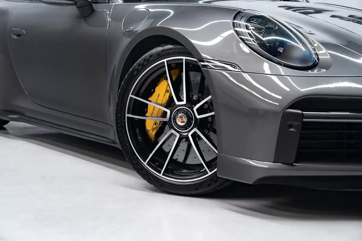 Porsche 911 (992)  Turbo S - foto 4
