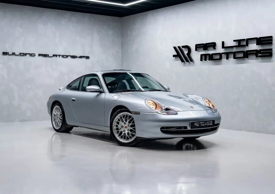 Porsche 911 (996) Carrera 4 Coupé - foto 2