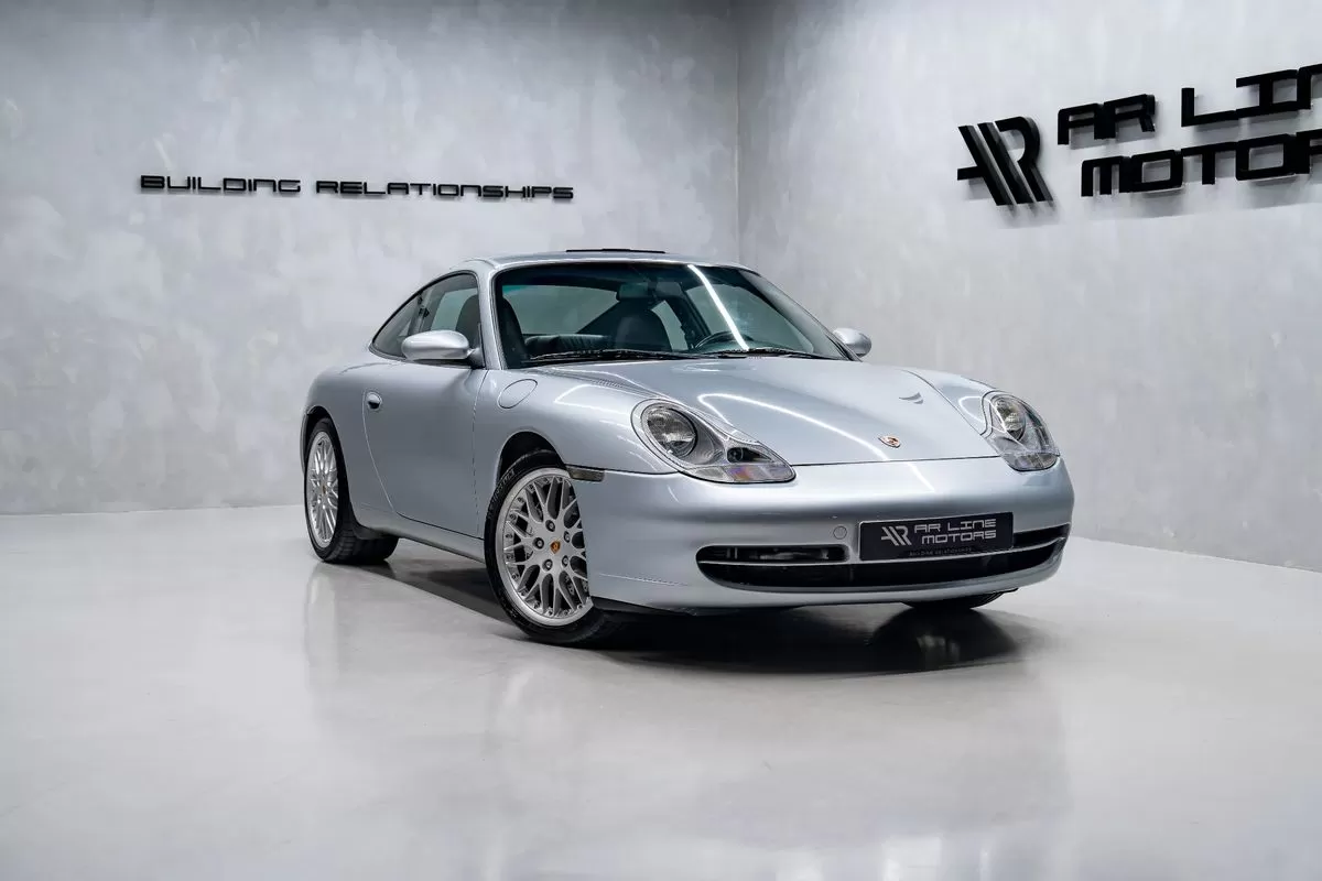 Porsche 911 (996) Carrera 4 Coupé - foto 3