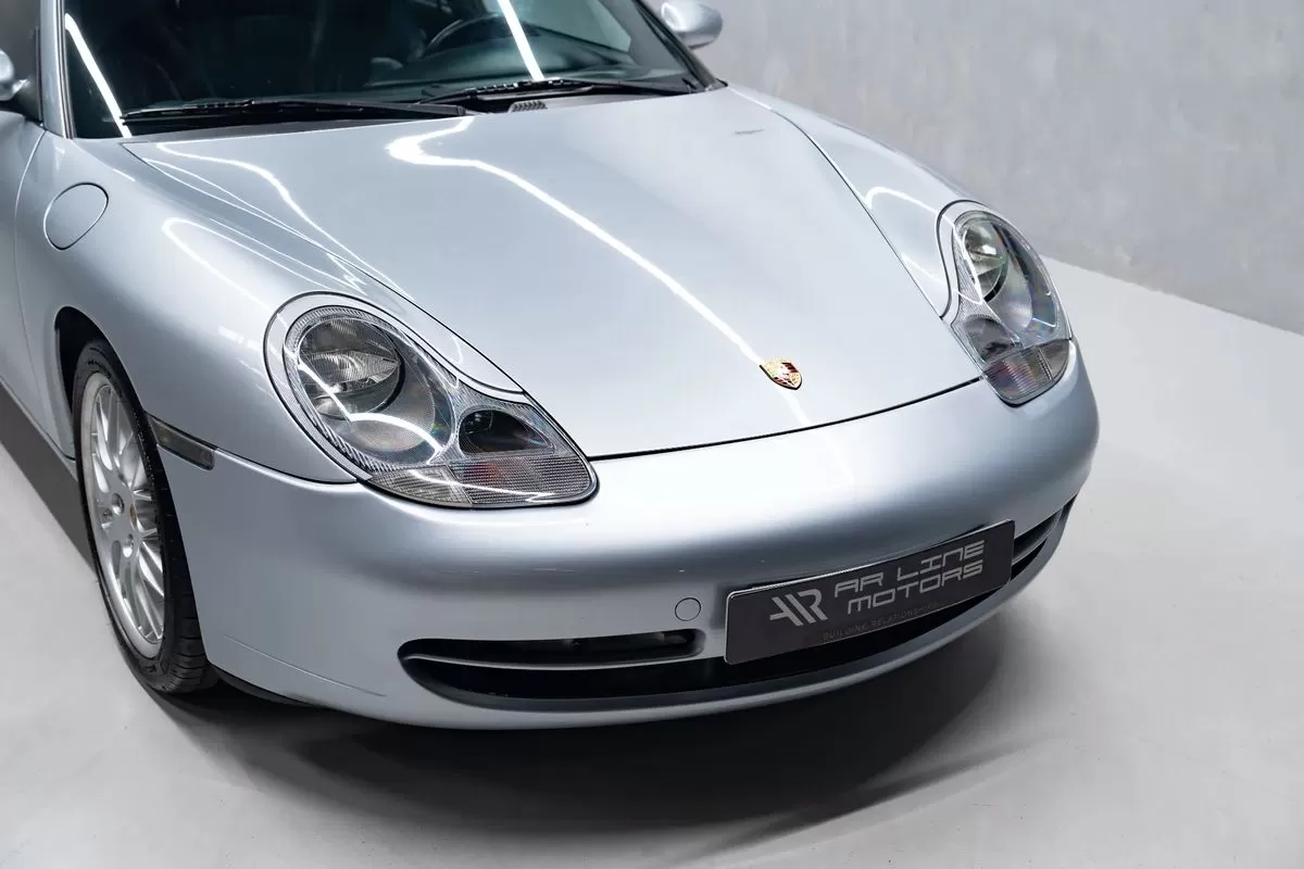 Porsche 911 (996) Carrera 4 Coupé - foto 6