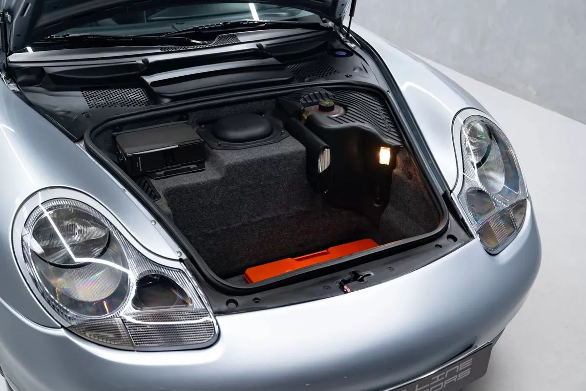 Porsche 911 (996) Carrera 4 Coupé - foto 7
