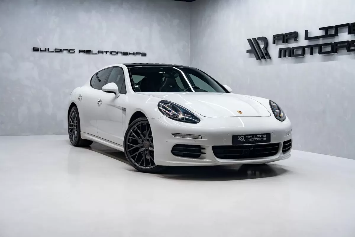 Porsche Panamera 3.0 V6 - foto 3