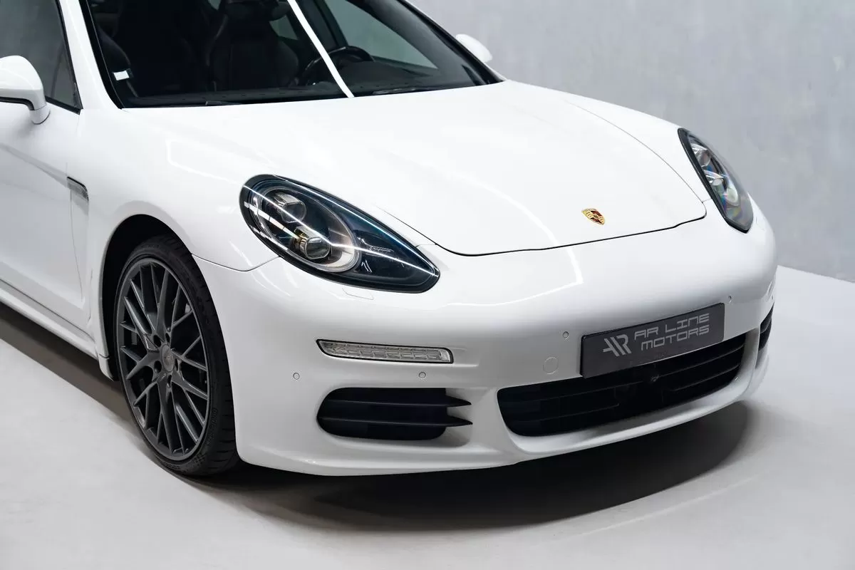 Porsche Panamera 3.0 V6 - foto 6