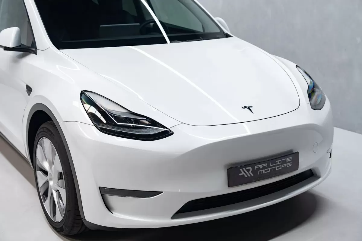 Tesla Model Y  Long Range Dual Motor Awd - foto 6
