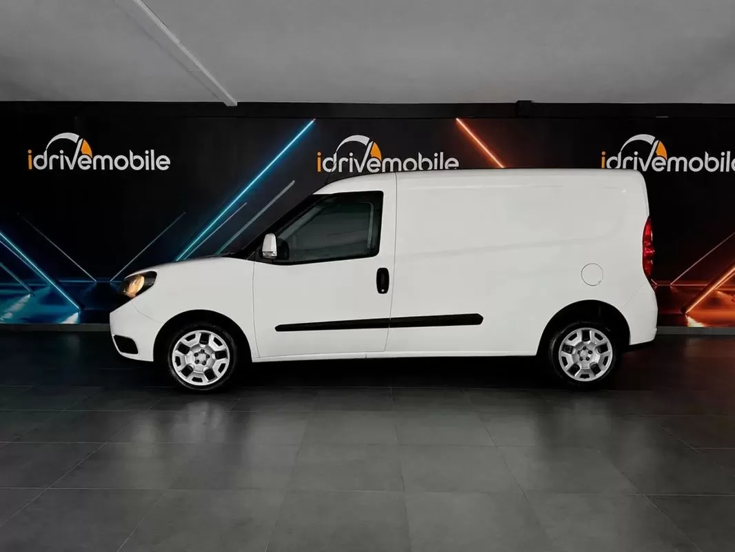 Fiat  Doblo 1.6 JTDM Pack Pro Nav Maxi Fourgon - foto 7