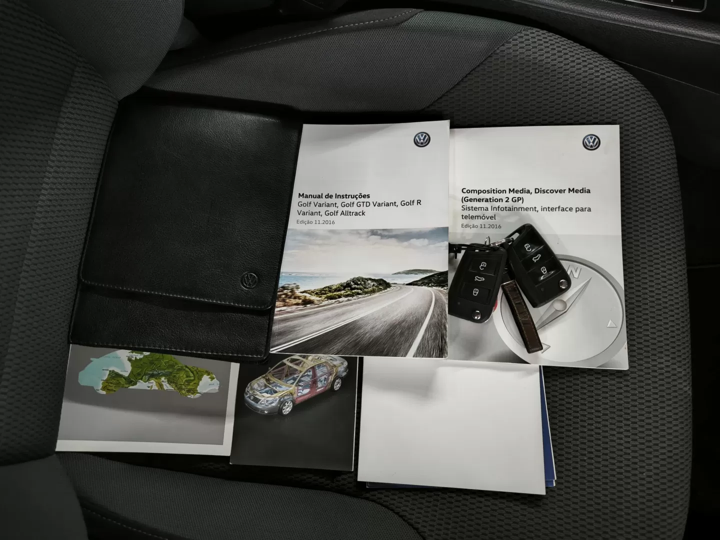 VW Golf Variant 1.6 TDi Confortline - foto 8