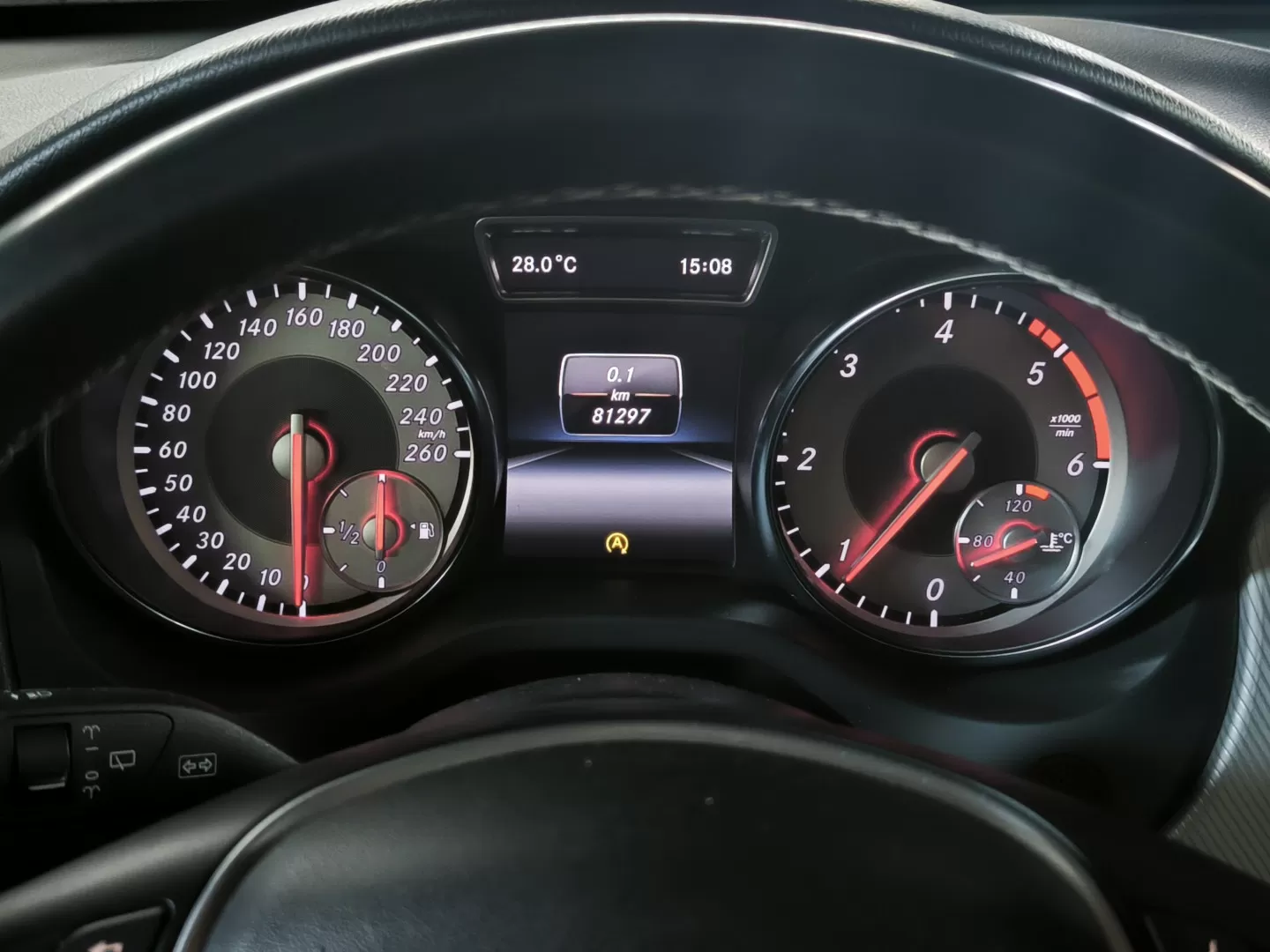 Mercedes-Benz GLA 180 CDI URBAN - foto 7