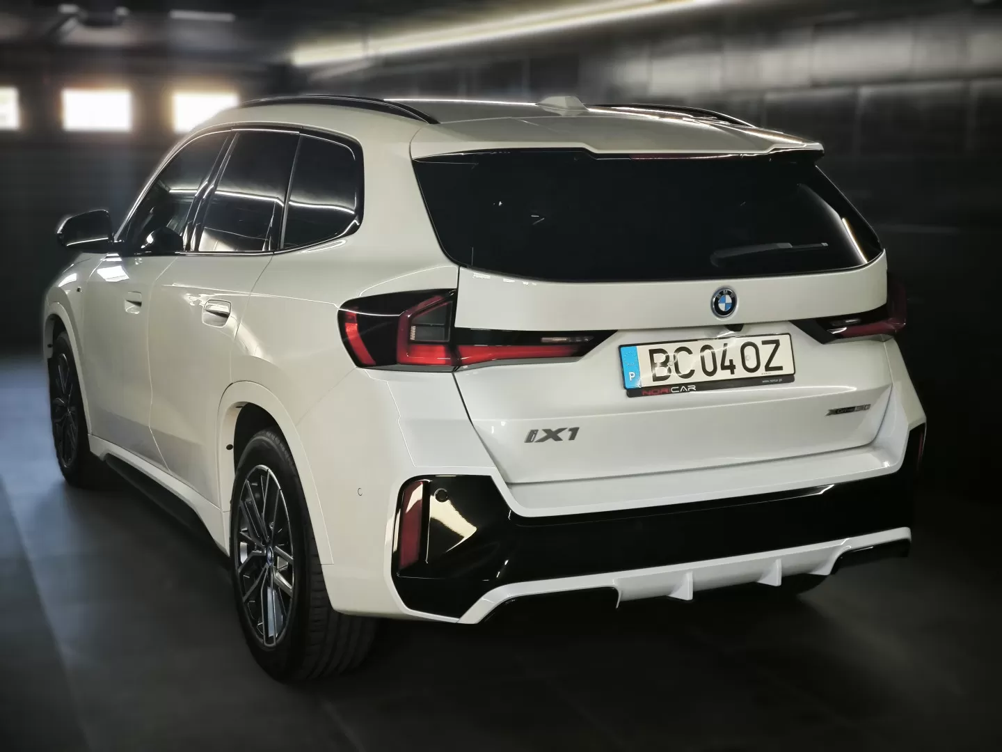 BMW iX1 xDrive30 Pack Desportivo M - foto 2