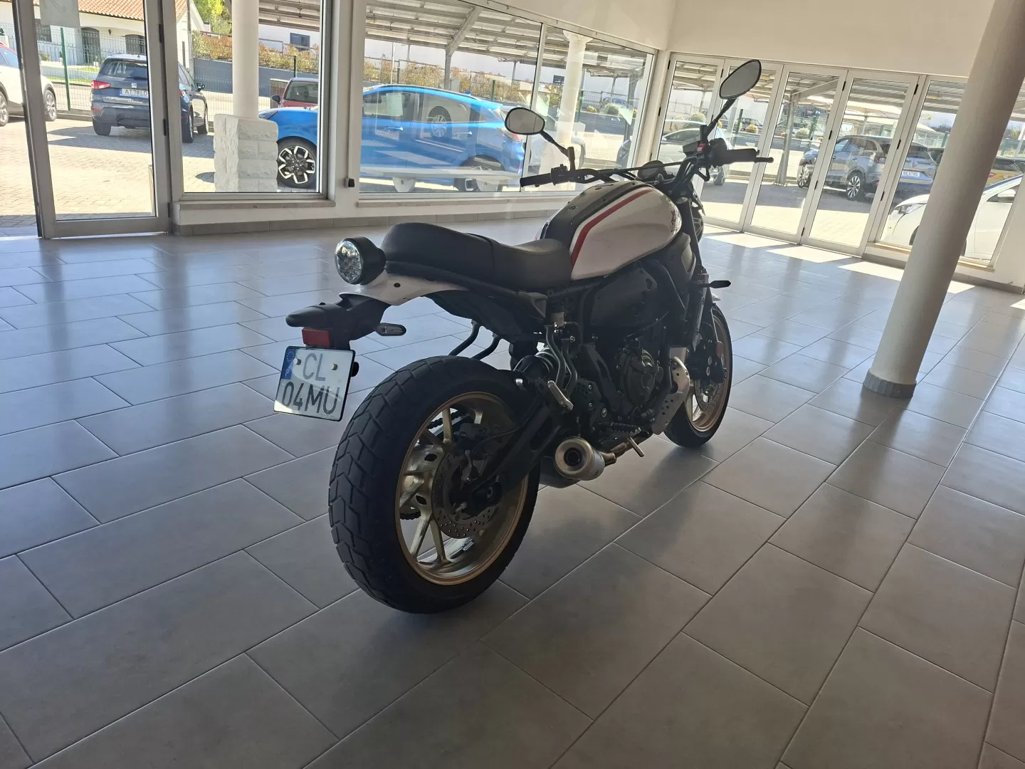Yamaha XSR 700 TRIBUTE - foto 6