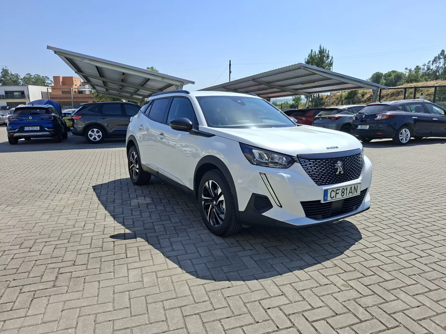 Peugeot 2008 1.2 PureTech Allure Pack - foto 4