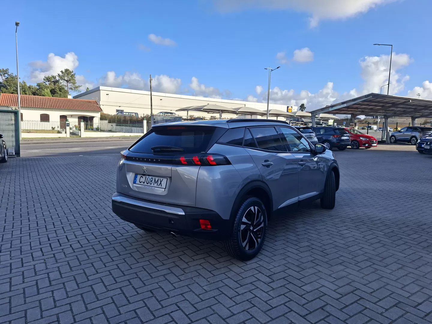 Peugeot 2008 1.5 BlueHDi Allure - foto 6