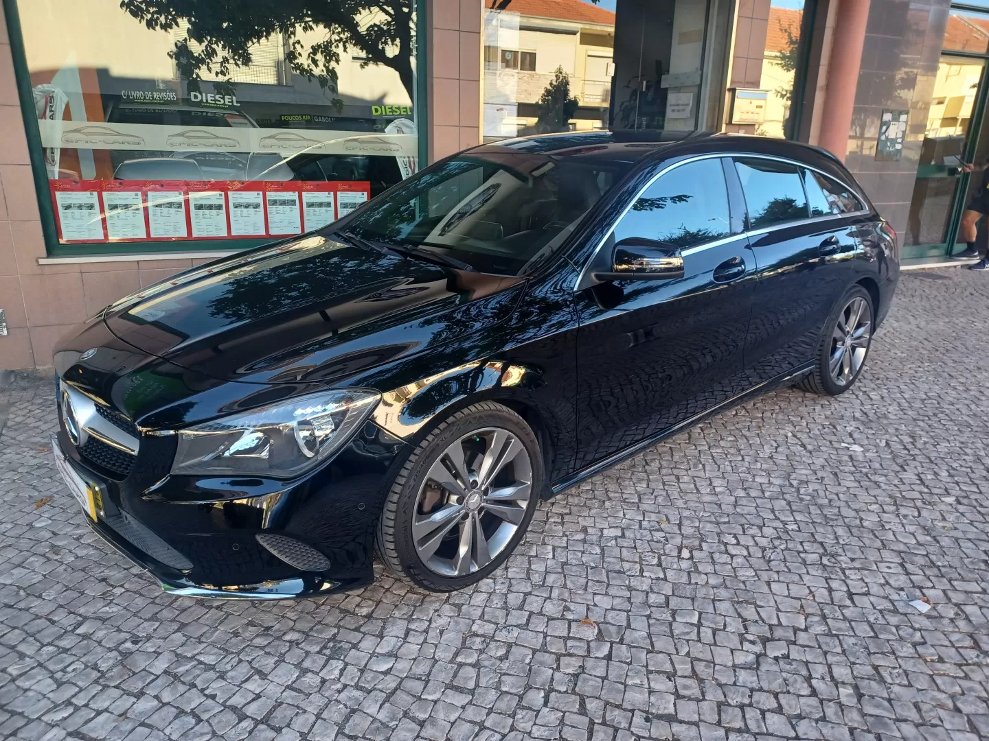 Mercedes-Benz CLA 180 d Shooting Brake Urban
