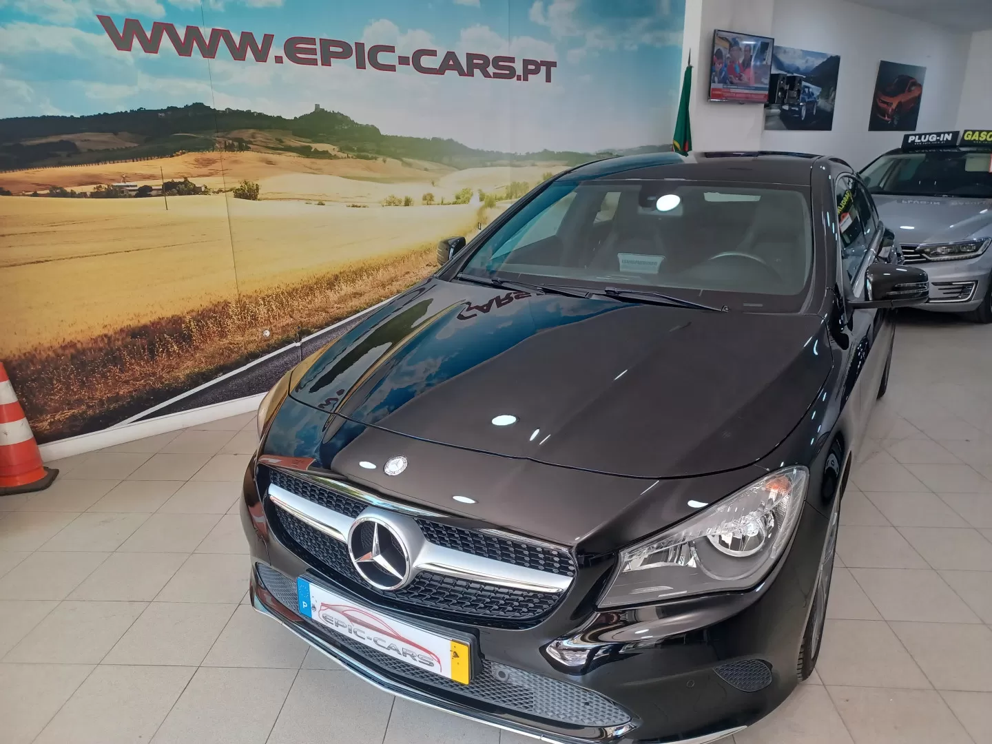 Mercedes-Benz CLA 180 d Shooting Brake Urban - foto 2