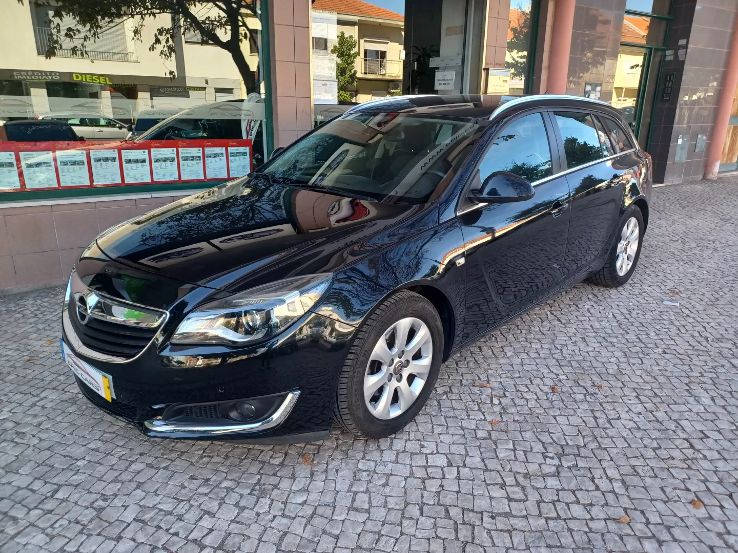 Opel Insignia Sports Tourer 2.0 CDTi Cosmo S/S - foto 2