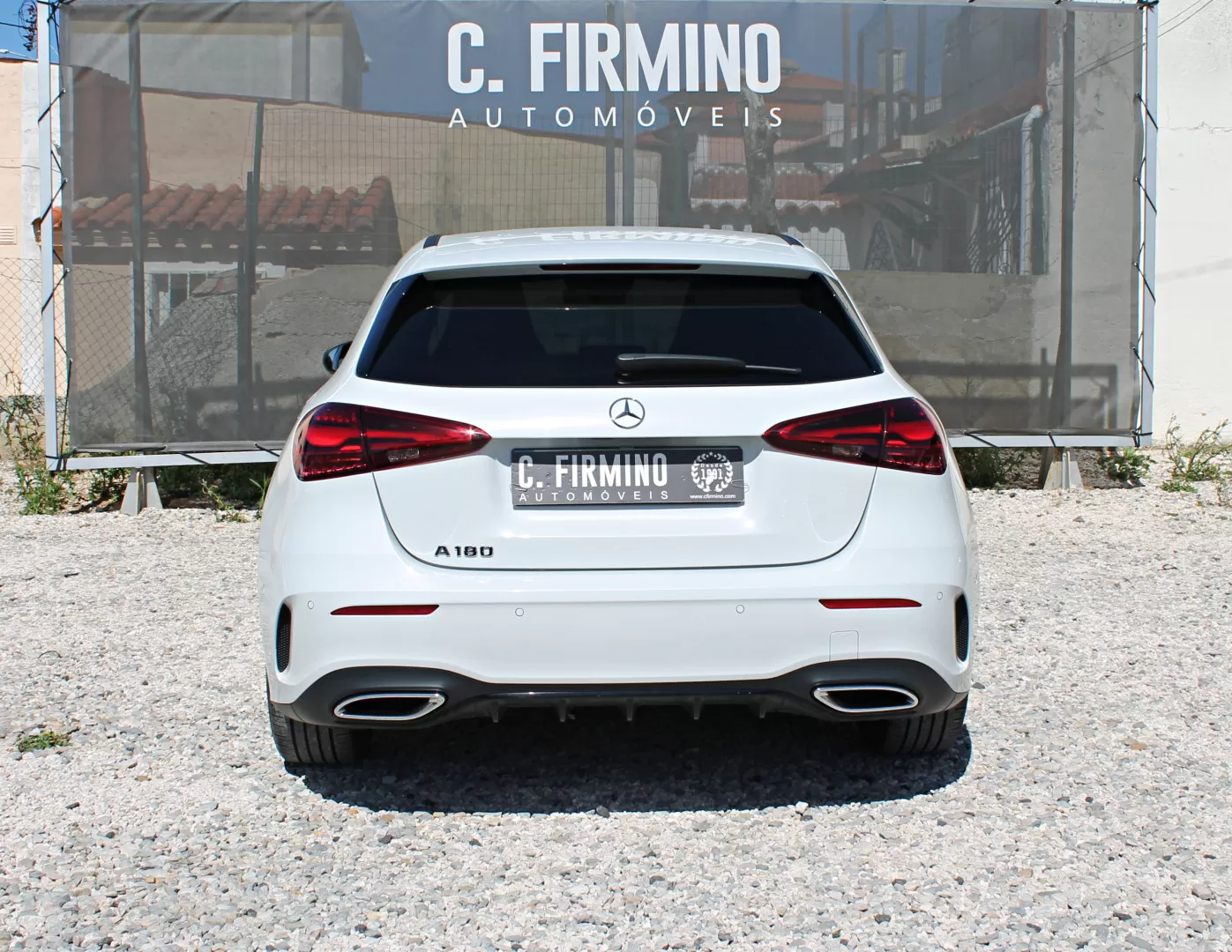 Mercedes-Benz A 180 7G-DCT AMG Line - foto 8