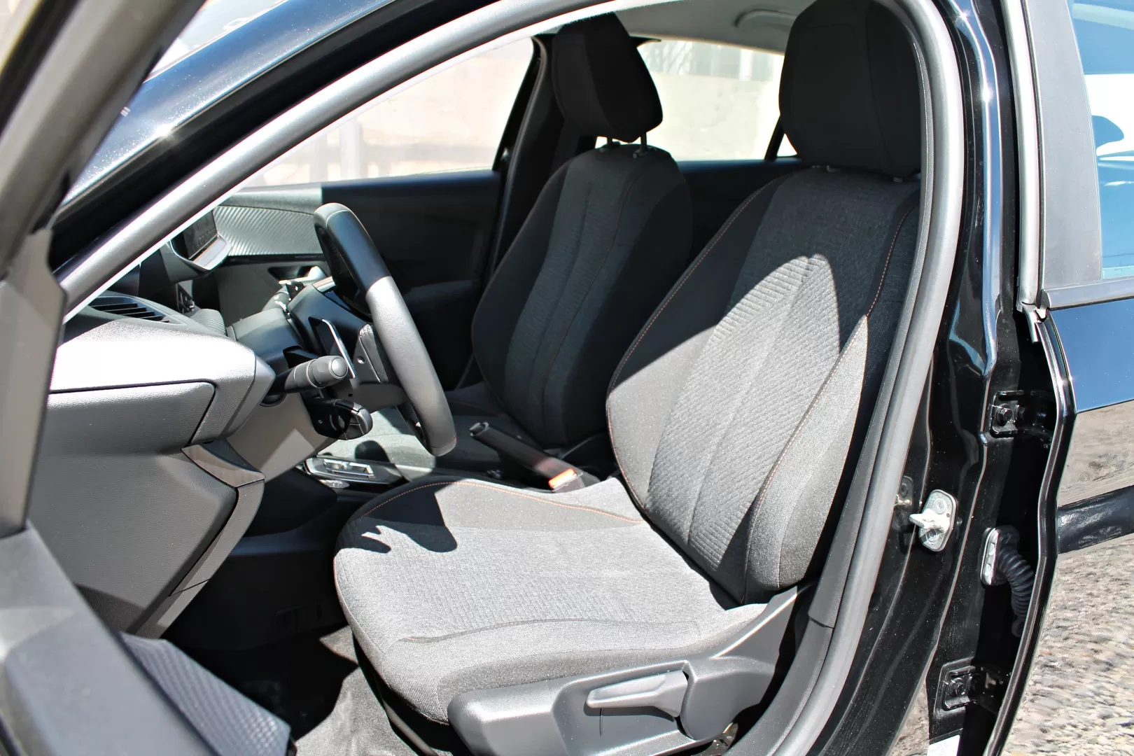 Peugeot 208 1.2 Hybrid Style e-DCS6 - foto 8