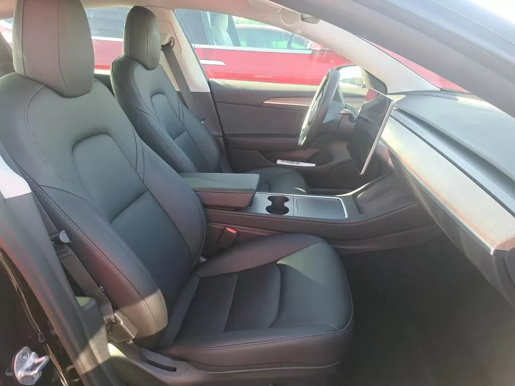 Tesla Model 3 Long Range Tração Traseira - foto 4
