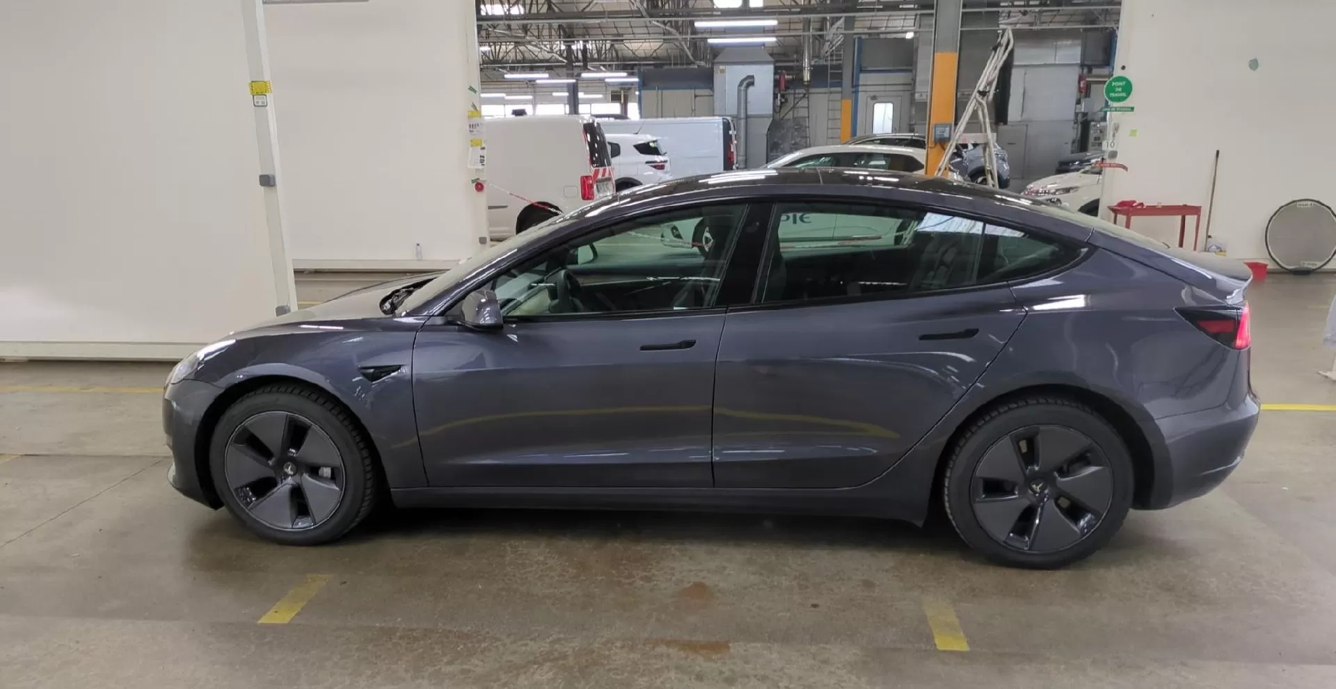 Tesla Model 3 Long Range AWD Dual Motor - foto 8
