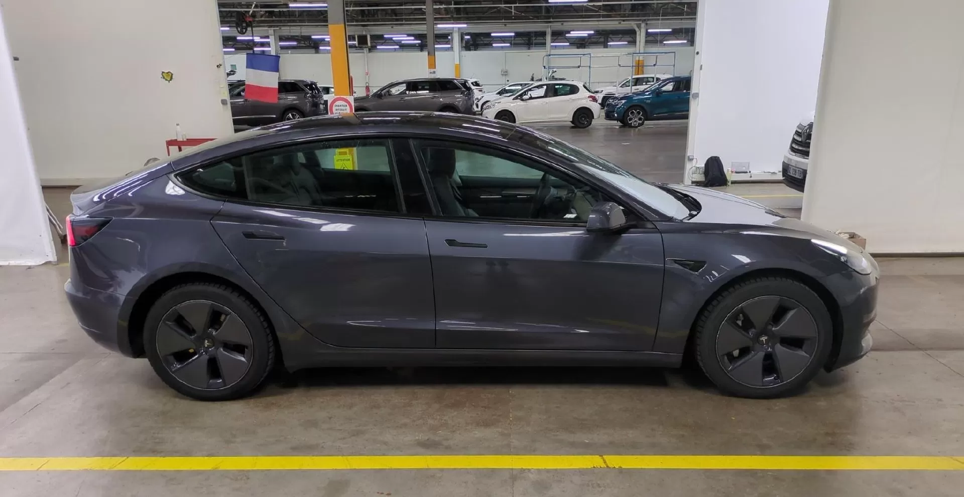 Tesla Model 3 Long Range AWD Dual Motor - foto 4