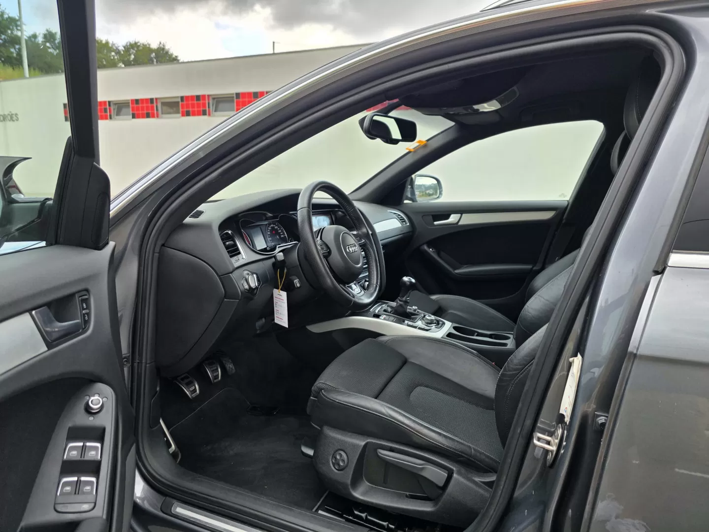 Audi A4 Avant 2.0 TDI S-line - foto 2