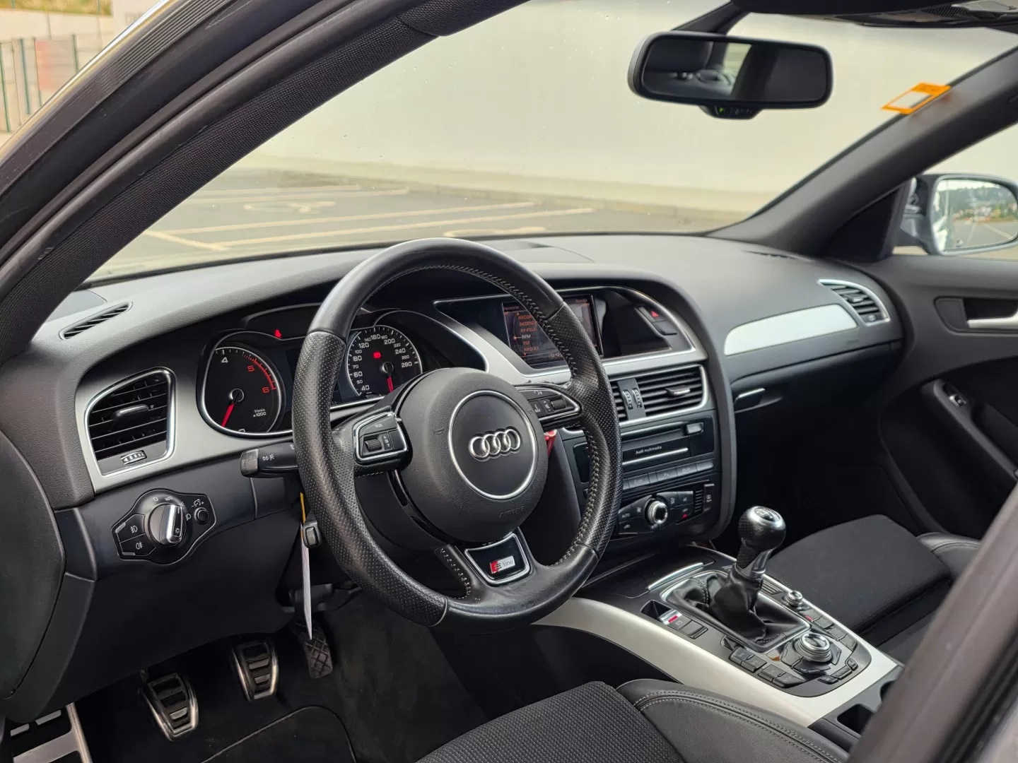 Audi A4 Avant 2.0 TDI S-line - foto 3
