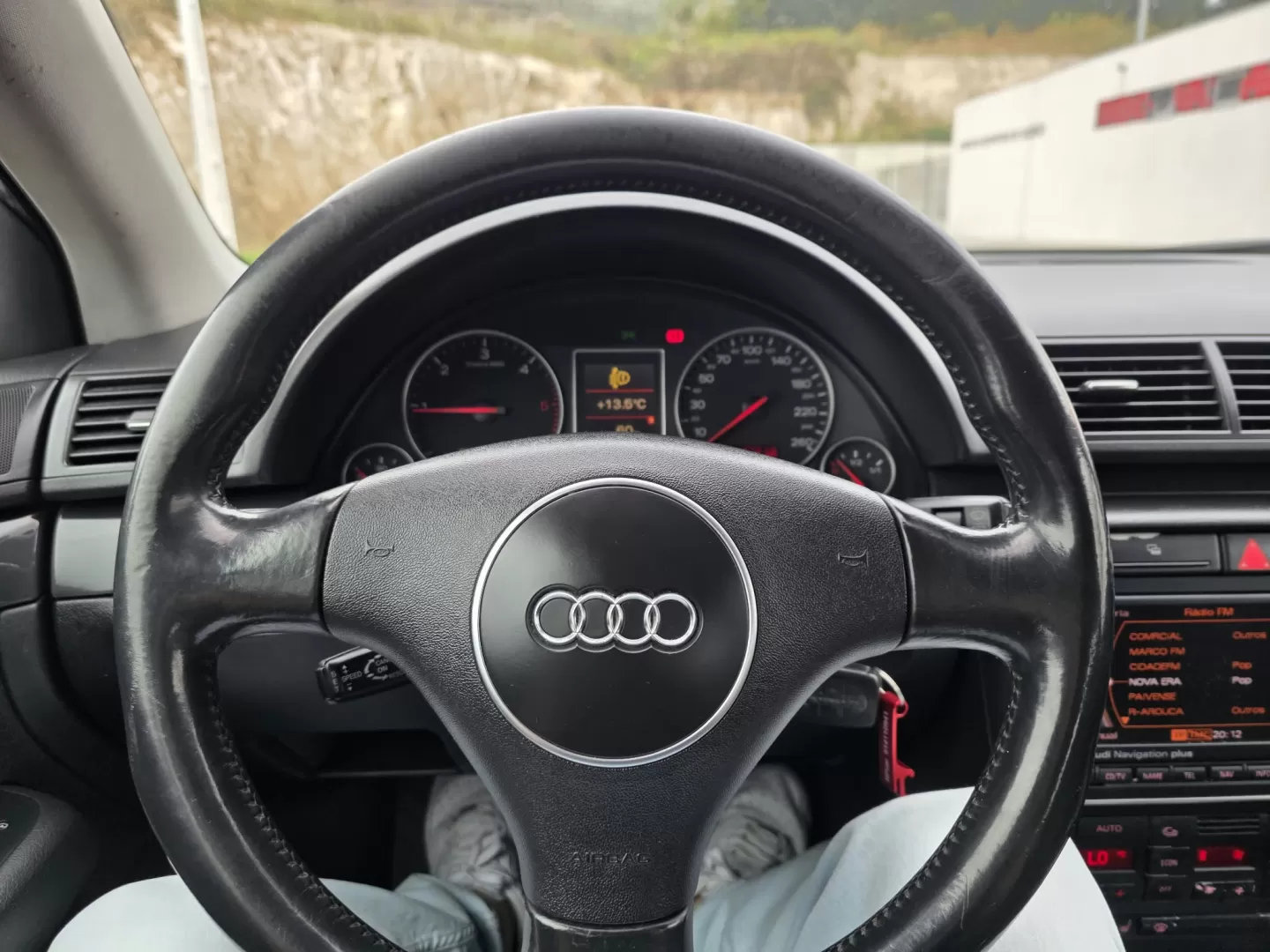 Audi A4 Avant 1.9 TDI - foto 4