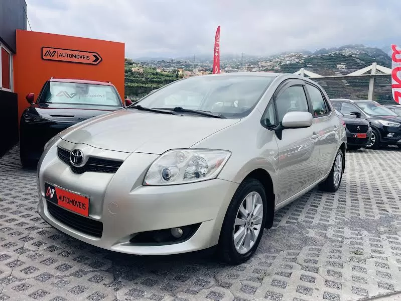 Toyota Auris 1.4 D-4D Exclusive - foto 3