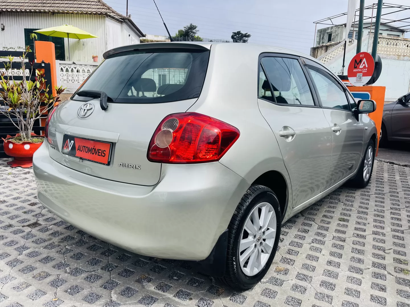 Toyota Auris 1.4 D-4D Exclusive - foto 7