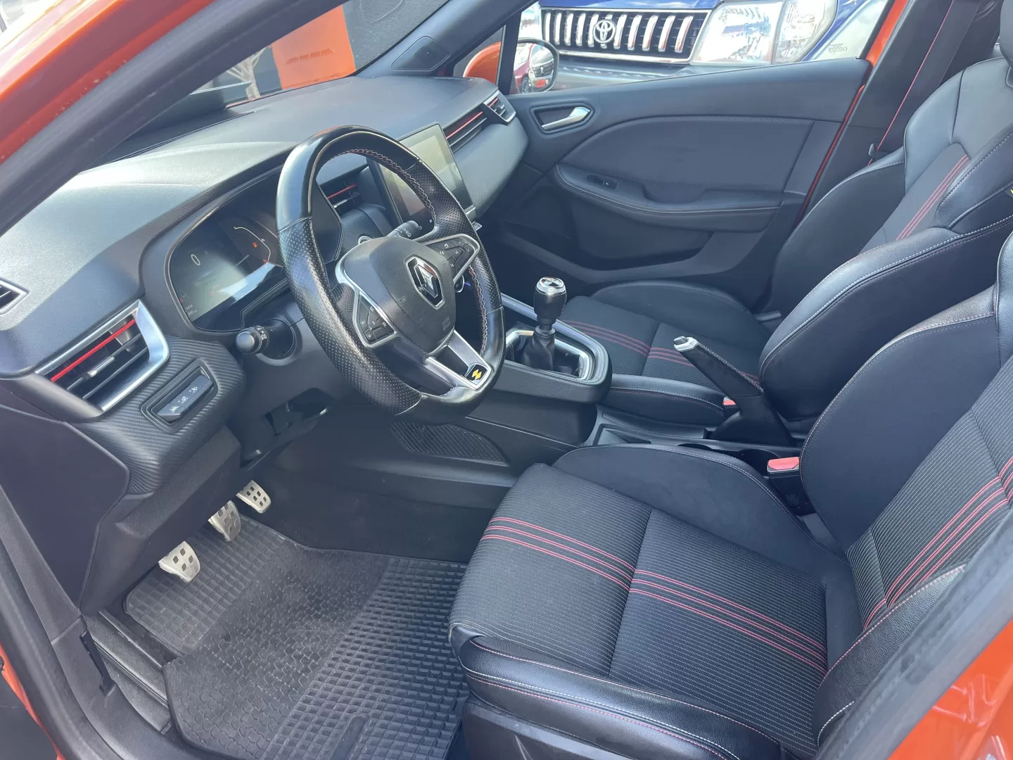 Renault Clio 1.0 TCe Evolution - foto 8