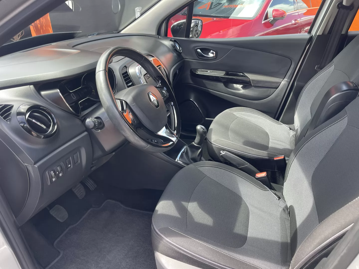 Renault Captur 0.9 TCE Exclusive - foto 8