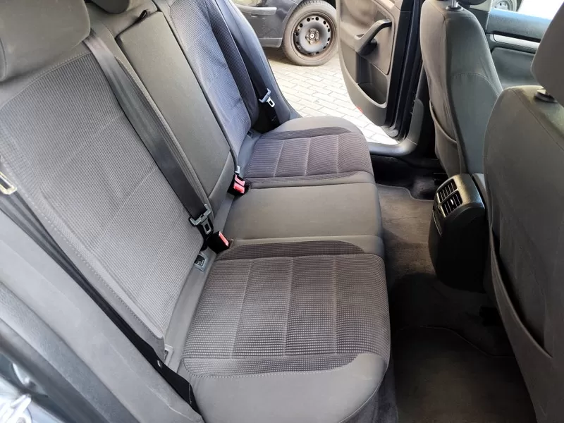VW Jetta 1.9 TDi BlueM. Trendline - foto 8
