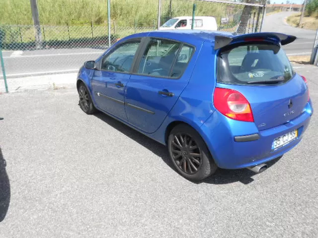 Renault Clio 1.5 DCI - foto 4