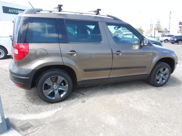 Skoda  YETI 1.6 D - foto 4